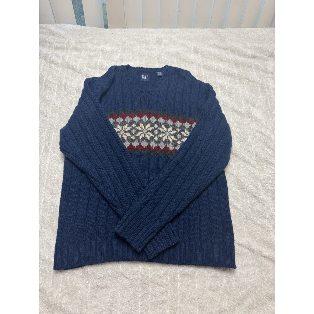 GAP Men’s Wool Sweater Size M Blue Fair Isle Snowflake V-Neck 100% Wool